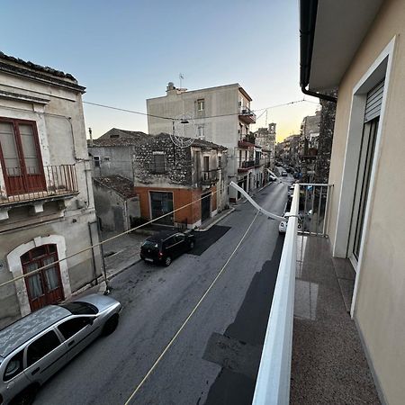 Casa Vacanze La Melagrana Modica Exterior foto